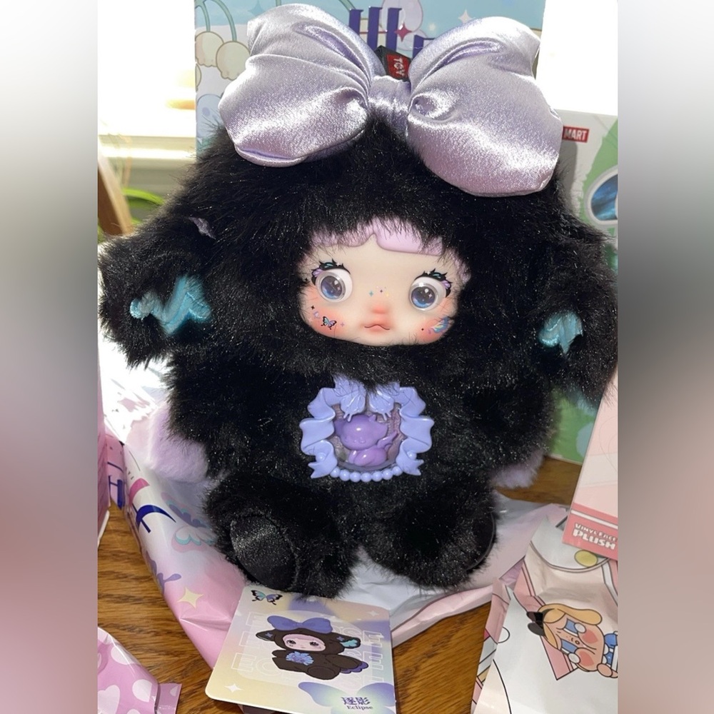 Nommi Fantasy✨ - Plush Pendant (Eclipse🖤🐰) NWOT